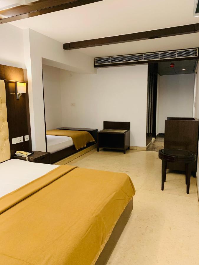 Metropolis Tourist Home Paharganj Yeni Delhi Dış mekan fotoğraf