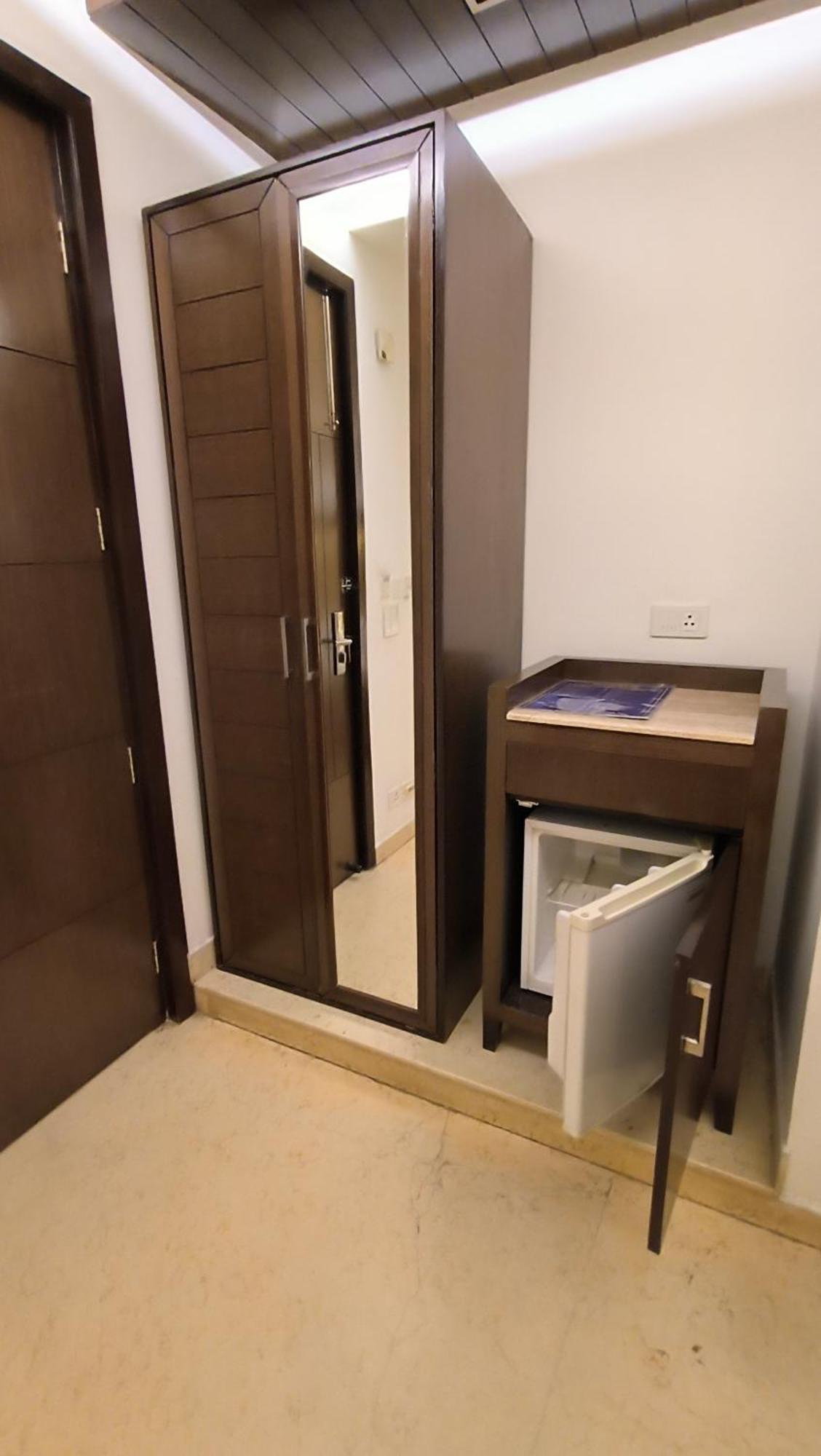 Metropolis Tourist Home Paharganj Yeni Delhi Dış mekan fotoğraf